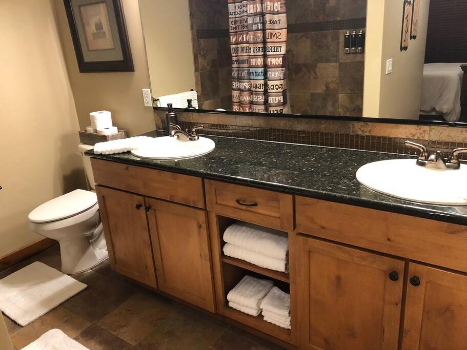 Penthouse Mountain Haven With Community Spa Room Kellogg Esterno foto