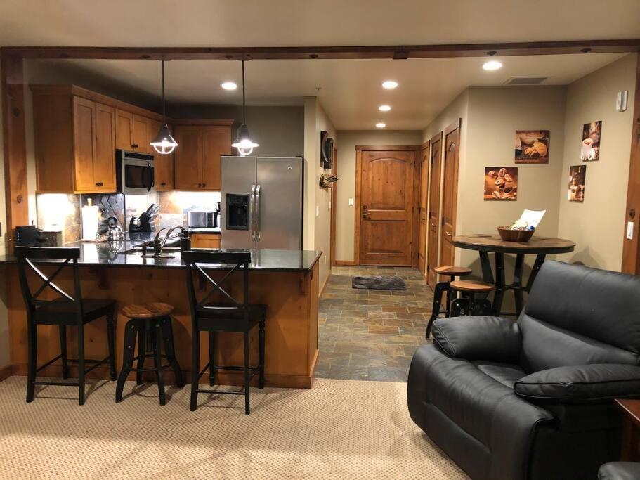 Penthouse Mountain Haven With Community Spa Room Kellogg Esterno foto